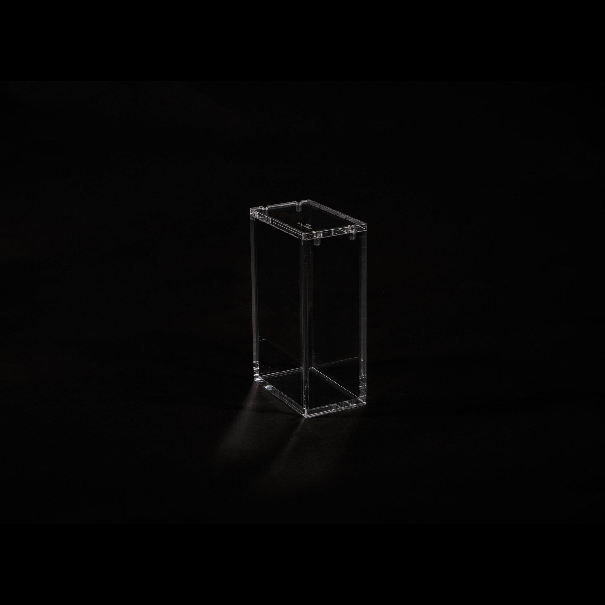 the-acrylic-box-japanische-booster-boxen-slim